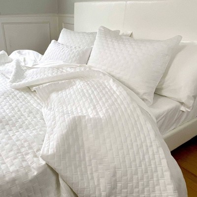 Snow White Bamboo Cotton Quilted Queen Coverlet Set