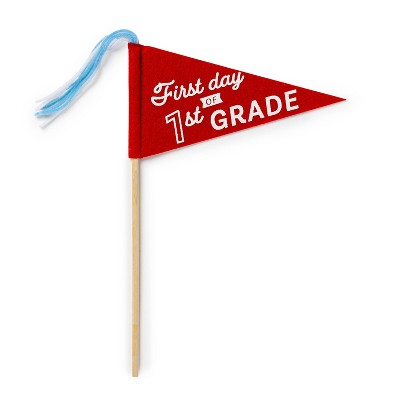Felt Pennants 1st Grade - Bullseye's Playground™