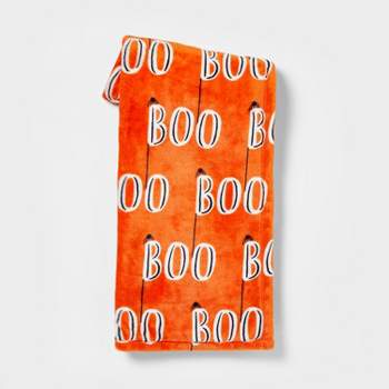 Boo Printed Plush Halloween Throw Blanket - Hyde & EEK! Boutique™