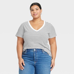 Women's Short Sleeve V-Neck T-Shirt - Universal Thread™ - 1 of 3