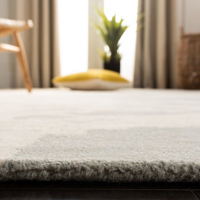 Bella 2' x 3' Gray and Ivory Hand-Tufted Wool Area Rug