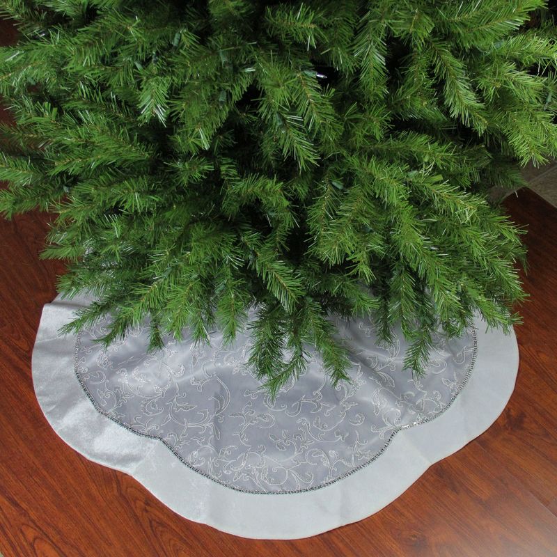 Northlight 48" Silver and White Floral Trimmed Christmas Tree Skirt, 2 of 4