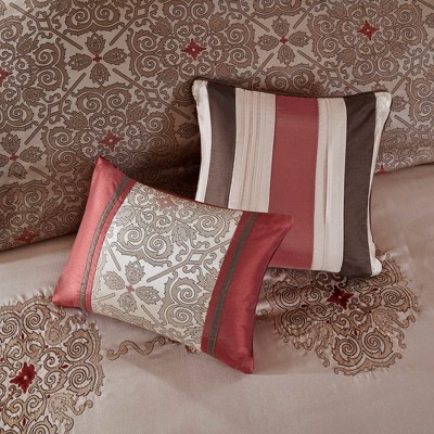 California King Red Jacquard Microfiber 24-Piece Bedding Set