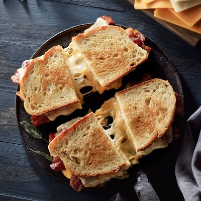Boar's Head Vermont Cheddar Cheese - 5lbs - priced per lb