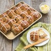 Nordic Ware Naturals® Nonstick Baker's Quarter Sheet Pan - 3 of 4
