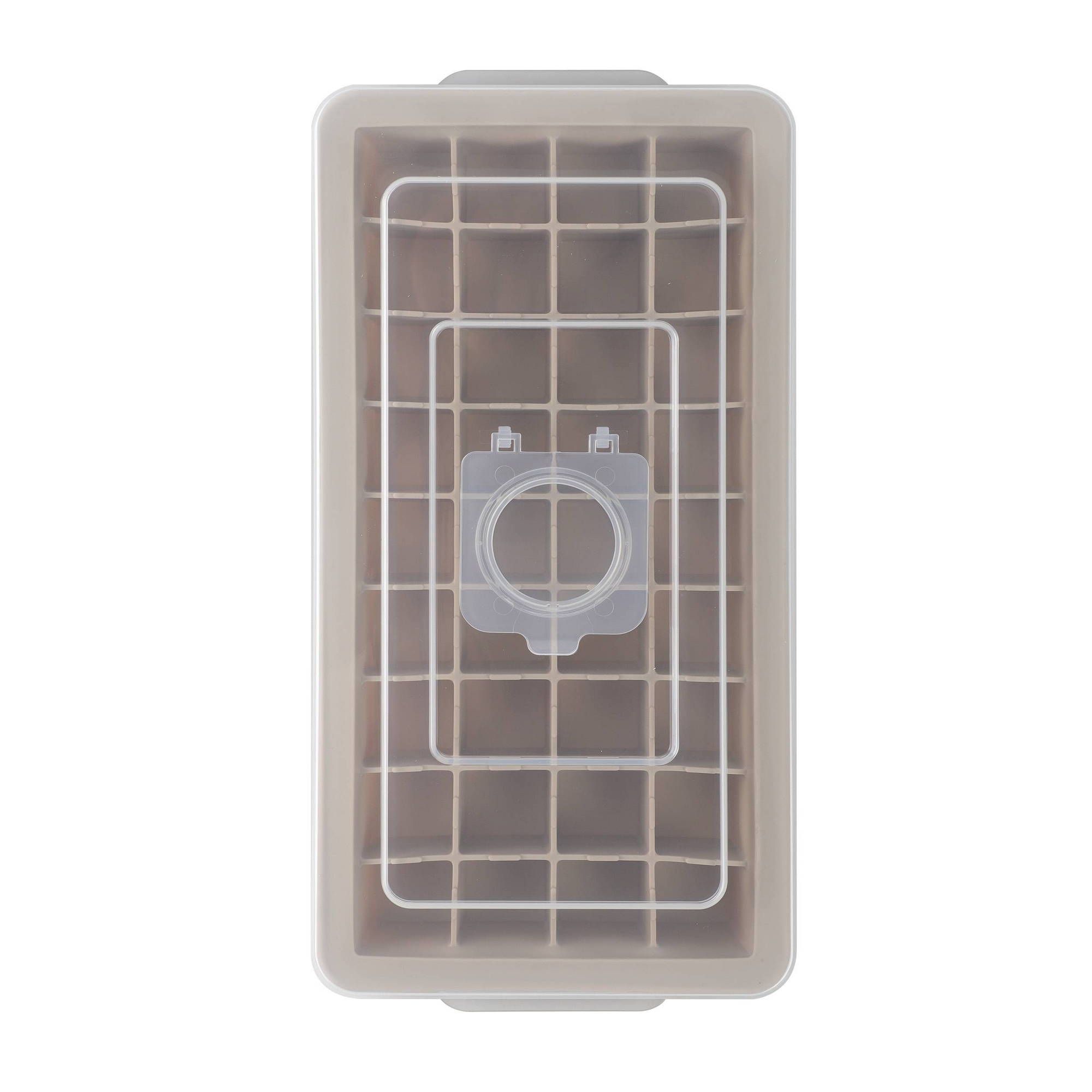 Cook With Color Silicone Ice Tray Beige
