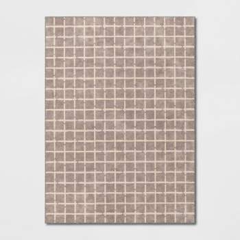 4'x5'6" Washable Small Checkered Area Rug Gray - Room Essentials™