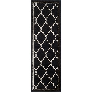 Amherst AMT414 Power Loomed Indoor Rugs - Safavieh - 1 of 4