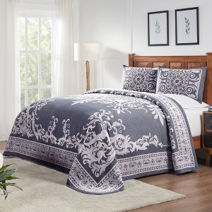 Lightweight Cotton Blend Oversized Jacquard Vintage Medallion Bedspread Set by Blue Nile Mills - 1 of 4