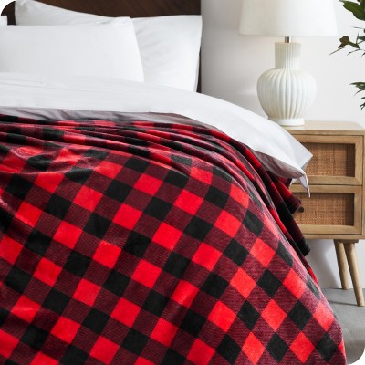 Luxurious King-Sized Buffalo Plaid Red/Black Microplush Fleece Blanket