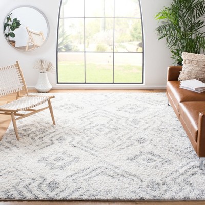 Luxurious Ivory Shag Rug with Easy Care Synthetic Fibers, 54x16 in