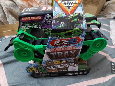 Monster Jam Grave Digger Trax : Target