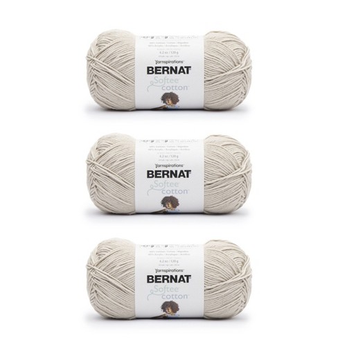 New Bernat softee chunky light tan yarn. 3.5 oz/skein.