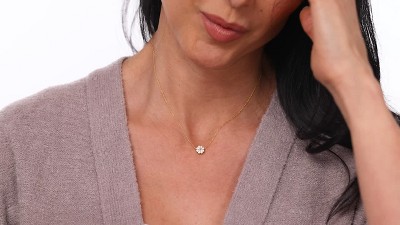 daisy♡14kgf 14K Yellow Gold Diamond and Blue Topaz Flower Necklace