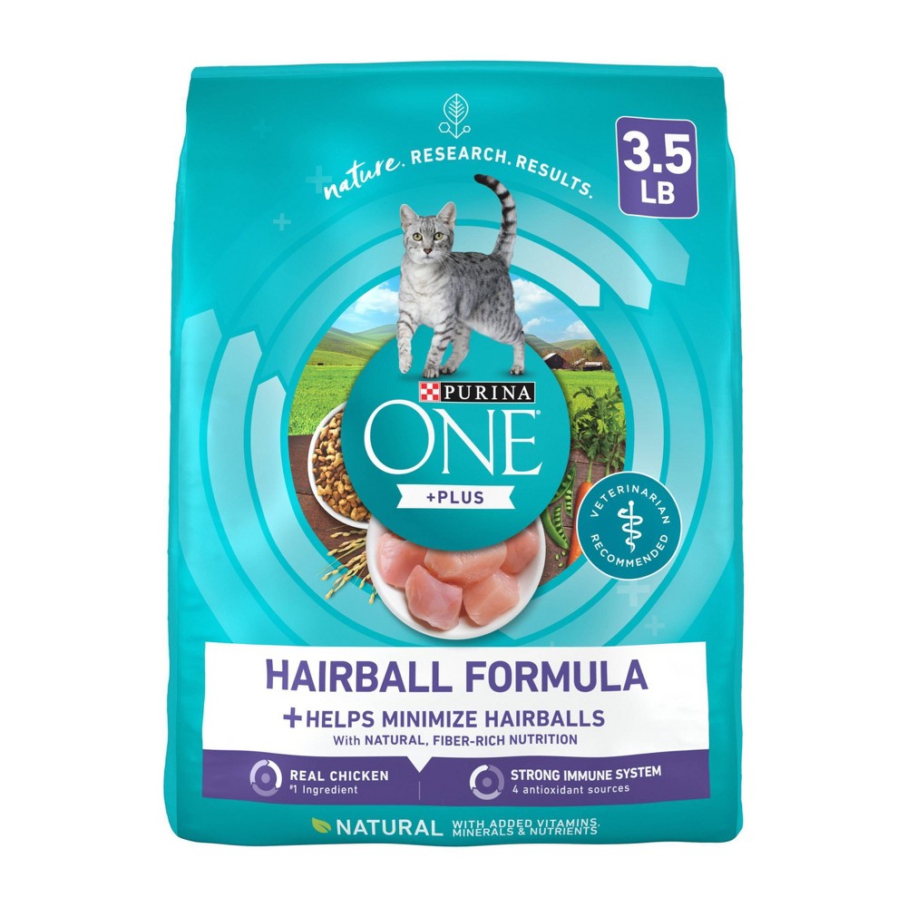 Photos - Cat Food Purina ONE Hairball Formula Natural Chicken Flavor Dry  - 3.5lbs 