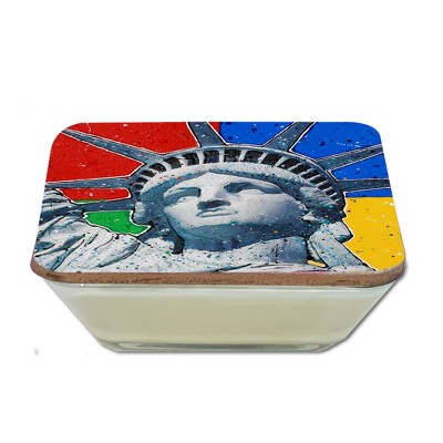 Courtside Market Statue of Liberty 20 oz Soy Wax Candle with Decorative Art Lid