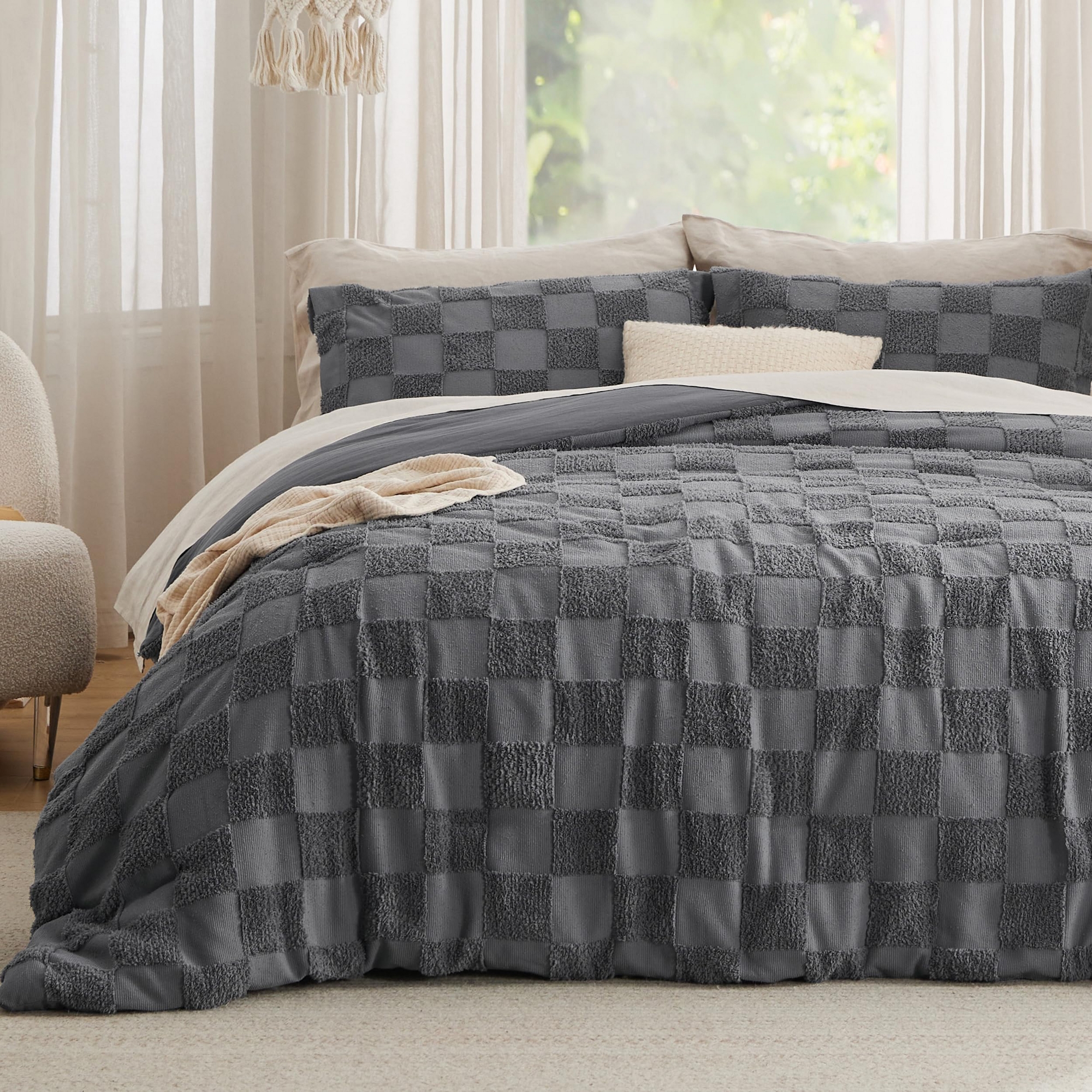 3 Pieces Bedsure Queen Comforter Set Dark Grey Tufted Checkboard Boho Tufted Checkered Farmhouse Shabby Chic Bedding Valentine gift OEKOTEX Certified