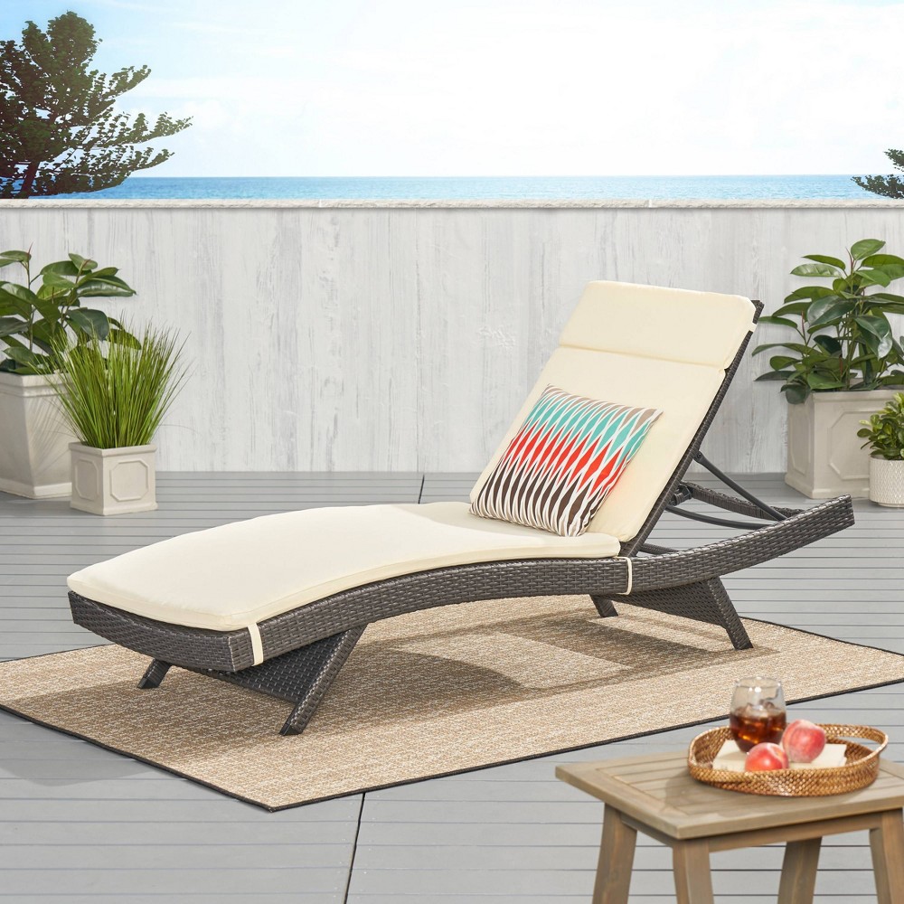 Salem Gray Wicker Adjustable Chaise Lounge - Ivory - Christopher Knight Home: Outdoor Furniture, No Assembly Required
