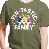 Boys' - Baby Shark - Fintastic Family Short Sleeve Graphic T-Shirt - 2 of 4