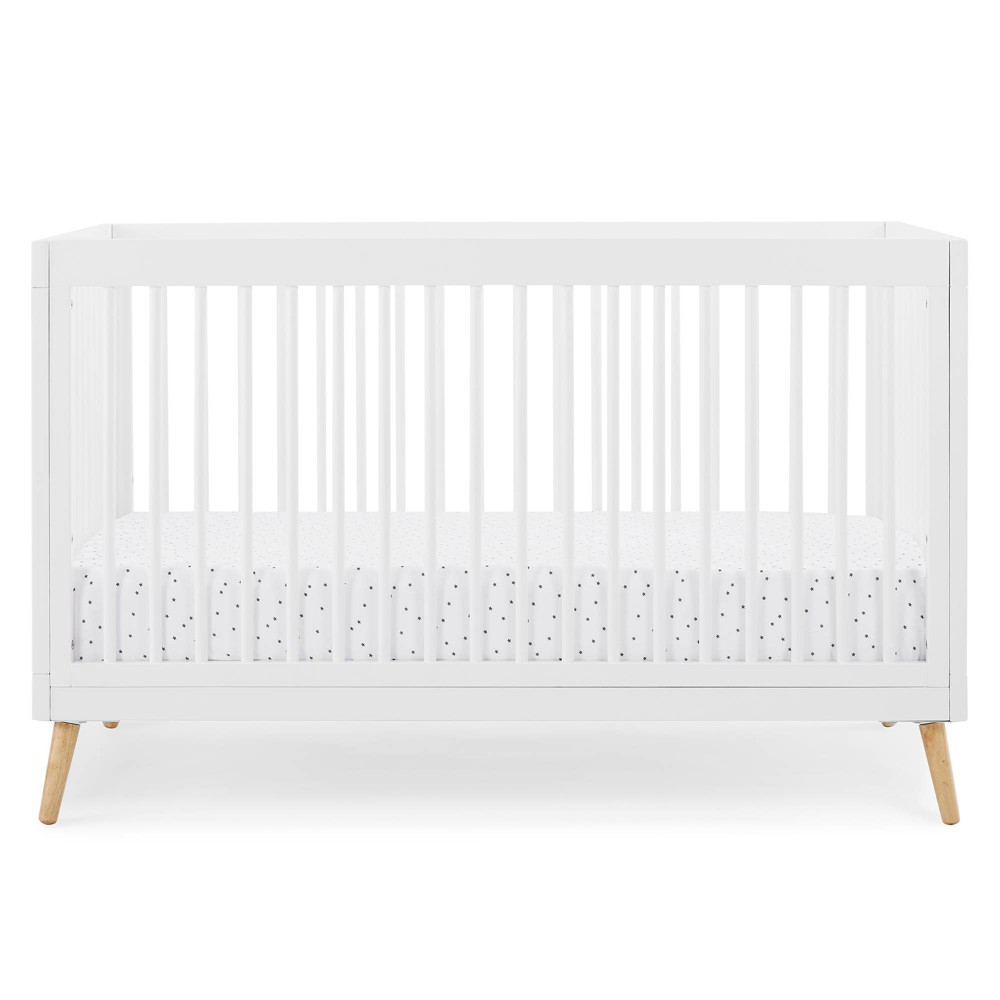 Photos - Kids Furniture Delta Children Jordan 4-in-1 Convertible Crib - Bianca White