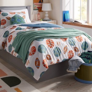 Twin 4pc Sports Value Bedding Set - Pillowfort™ - 1 of 4