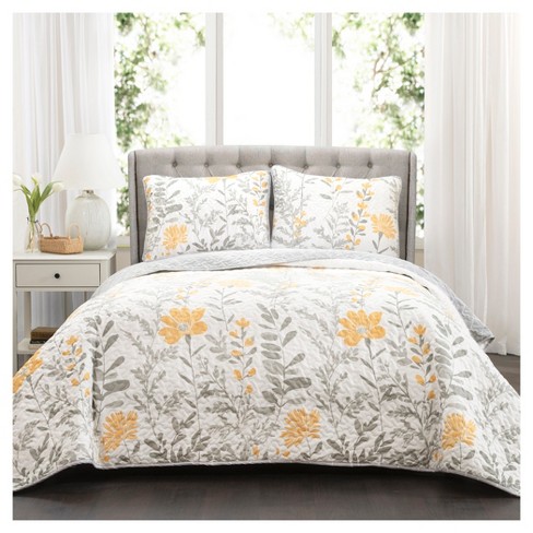 Leah Floral Reversible Quilt 3 Piece Set, Lush Decor