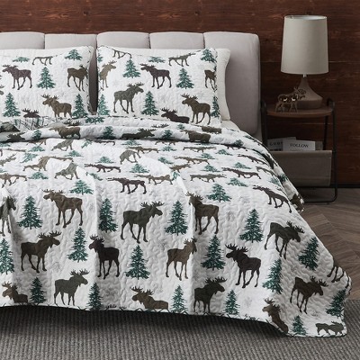 Great Bay Home Rustic Lodge Reversible Quilt Set With Shams