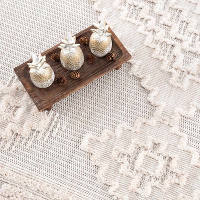 Cream Geometric High-Low Polyester Area Rug 5'3" x 7'