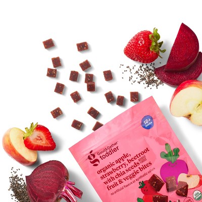 Organic Apple Strawberry Beet with Chia Seeds Fruit &#38; Veggie Bites - 3.14oz - Good &#38; Gather&#8482;