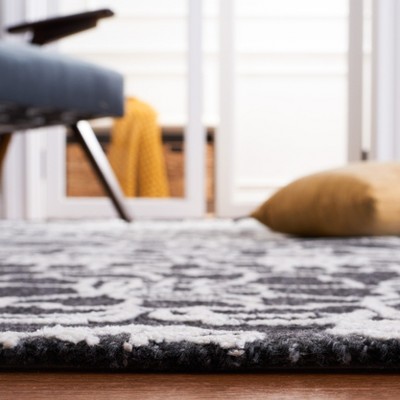 Marbella Black and Ivory Floral Hand Tufted Area Rug, 3' x 5'