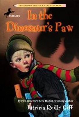 In the Dinosaur's Paw - (Kids of the Polk Street School) by  Patricia Reilly Giff (Paperback)