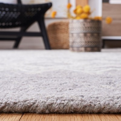 Ivory and Gray Handmade Wool Tufted Area Rug