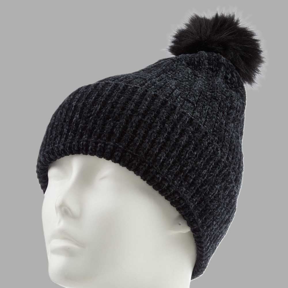 Isotoner Chenille Hat - Black