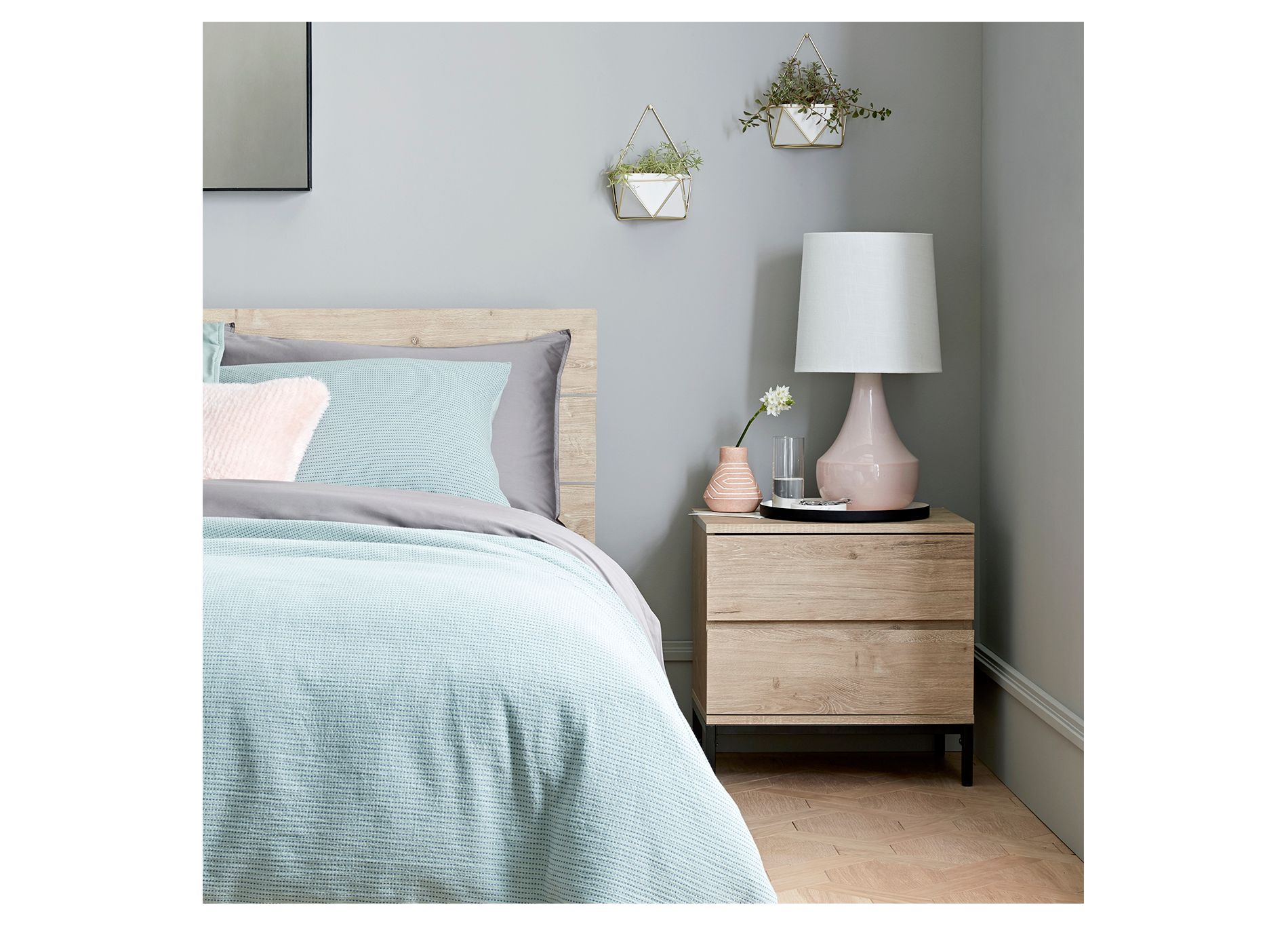 Montreal Wren Large Lamp Shade White - Threshold™: Cotton Blend, Slip Uno Fitter, No Assembly Required