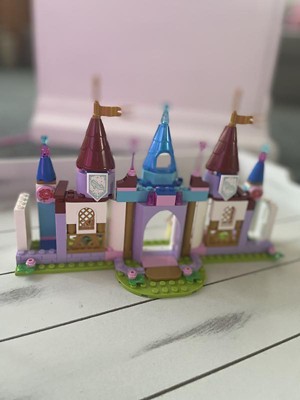 LEGO Disney Princess Creative Castles Toy Playset​ 43219