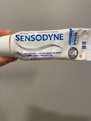 Sensodyne Whitening Repair And Protect Toothpaste For Sensitive Teeth ...