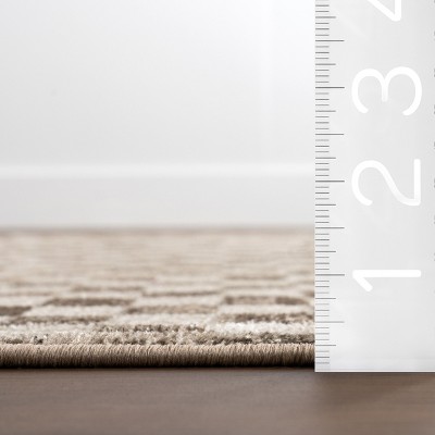 Brown Geometric 4' x 6' Washable Synthetic Area Rug