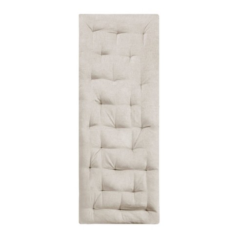 Tufted floor pillow - Best Fabric Store Blog