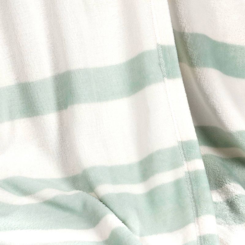 Printed Plush Striped Throw Blanket - Room Essentials™, 5 of 6