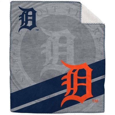 MLB Detroit Tigers Corner Logo Faux Shearling Blanket