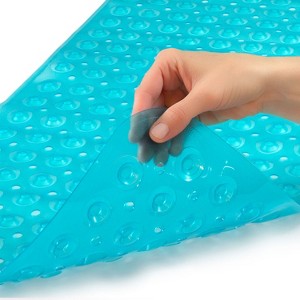 H+S - Antimicrobial Bath Mat - Green - 1 of 4