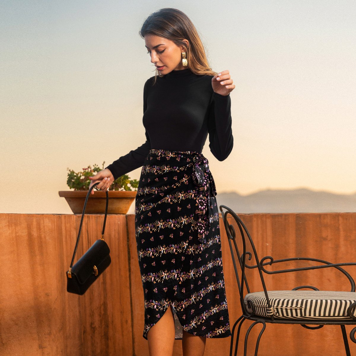Женские платья Cupshe Women's Elegant High Neckline Wrap Front Floral Midi Dress-M-Black — фото 4