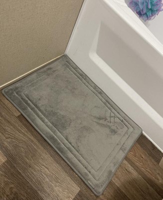 2pc Quick Drying Memory Foam Framed Bath Mat With Griptex Skid-resistant  Base Gray - Microdry : Target