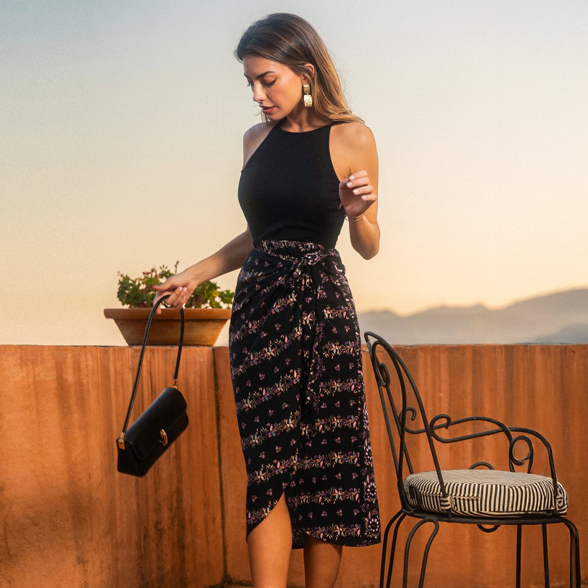 Женские платья Cupshe Women's Black Floral Print Sleeveless Midi Dress with Waist Tie - Cupshe-XL-Black — фото 4