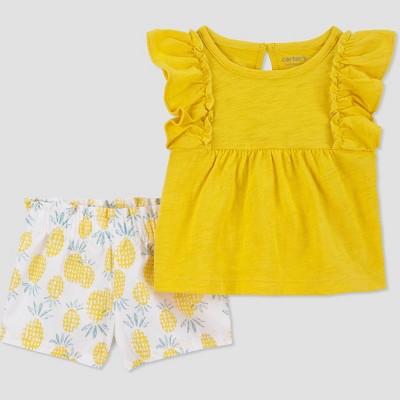 2pcs Baby Girl All Over Pineapple Print Sleeveless Ruffle Top and Crepe Shorts Set