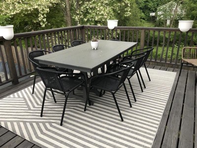 5'x7' Mod Directional Lines Outdoor Rug Black - Threshold™