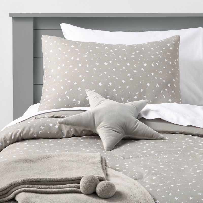 Star Value Multi-Piece Kids' Bedding Set Gray - Pillowfort™, 3 of 8