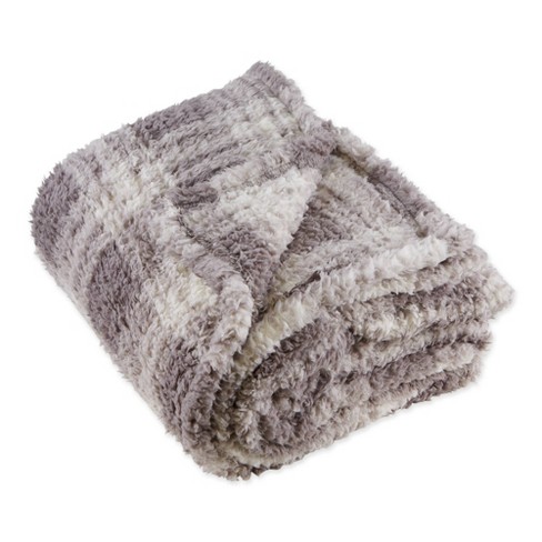 Plaid discount fluffy blanket