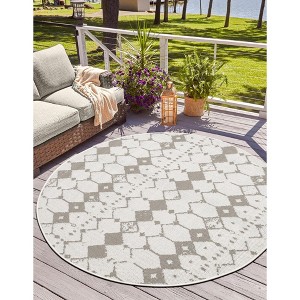 Unique Loom Outdoor Trellis Collection Area Rug - Cardak - 1 of 4