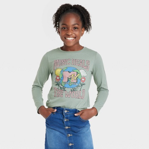 Girls green long outlet sleeve shirt